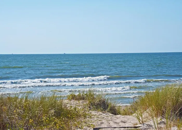 Beachfront | Amazing Location Villa *